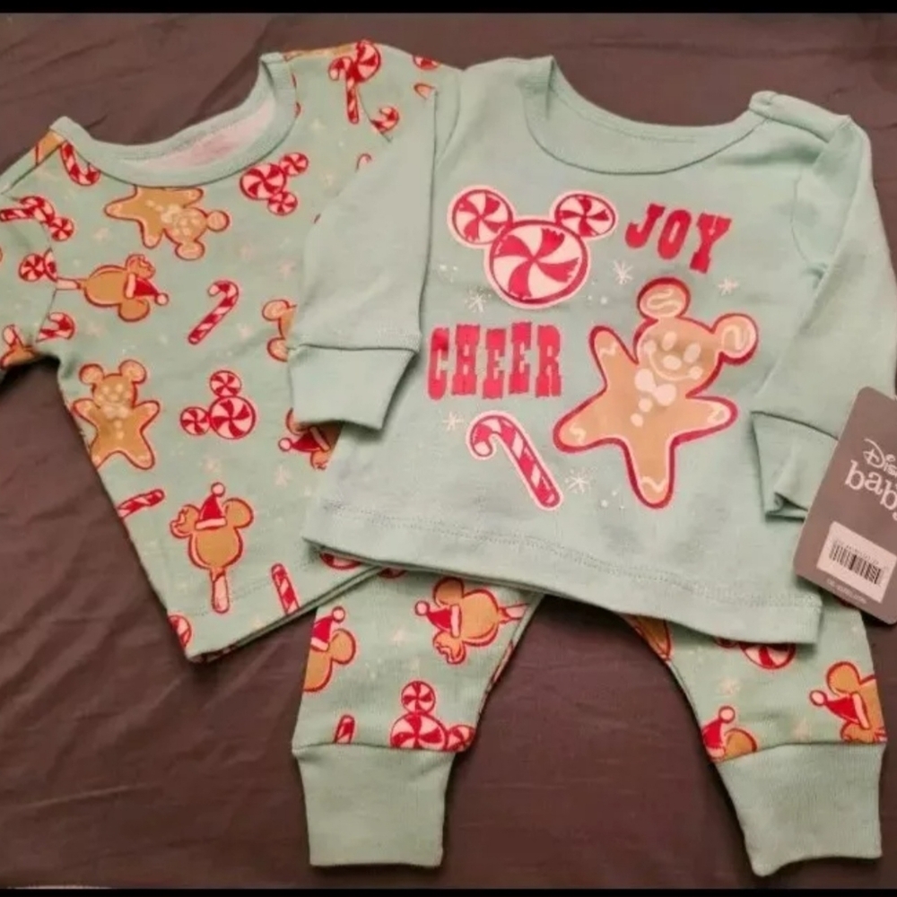 NWT 0-3 month Disney Baby 3 Piece Christmas Pajamas - Retired
